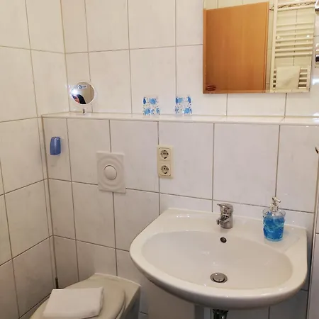 Haus Waldstrasse 32 2 * Ostseebad Kühlungsborn