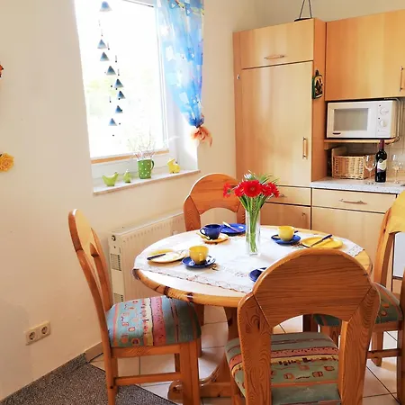 Haus Waldstrasse 32 2 Kuehlungsborn